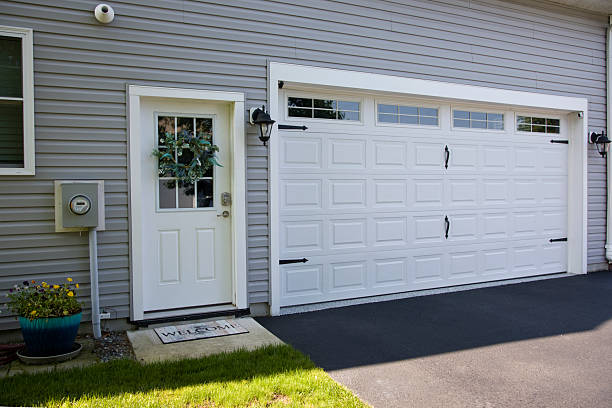 24/7 Emergency Garage Door Panel Replacement experts in Rincon, GA